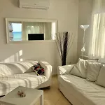 Balaton Beachside N2