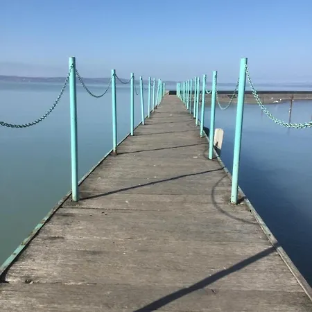 Апартаменты Balaton Beachside N2