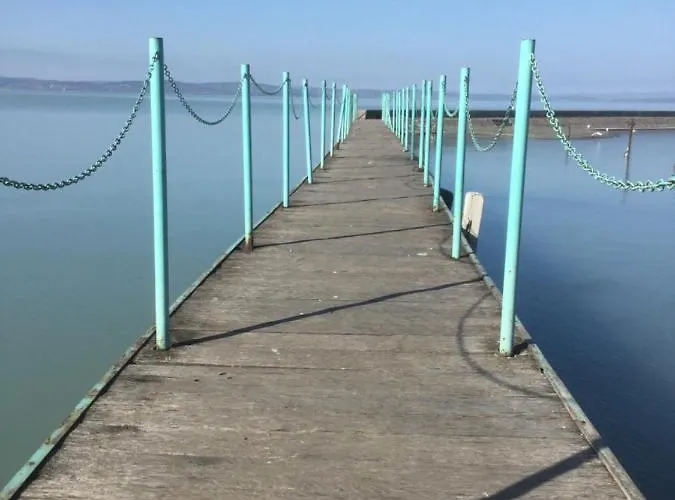 Апартаменты Balaton Beachside N2