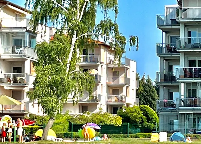 Balaton Beachside N2 Апартаменты Шиофок