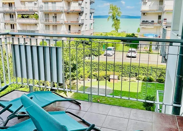 Апартаменты Balaton Beachside N2 Шиофок